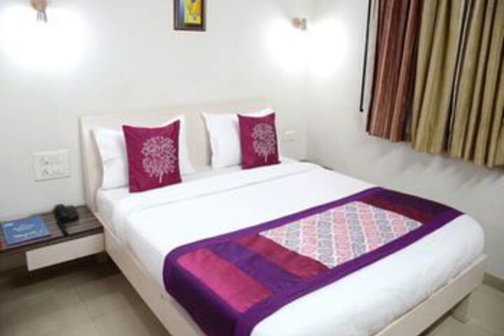 OYO 4018 Hotel Grand Ashwin