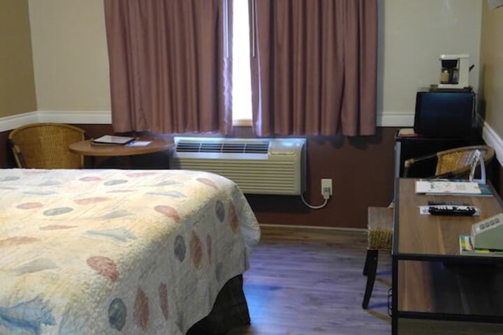 Room 14 of 81