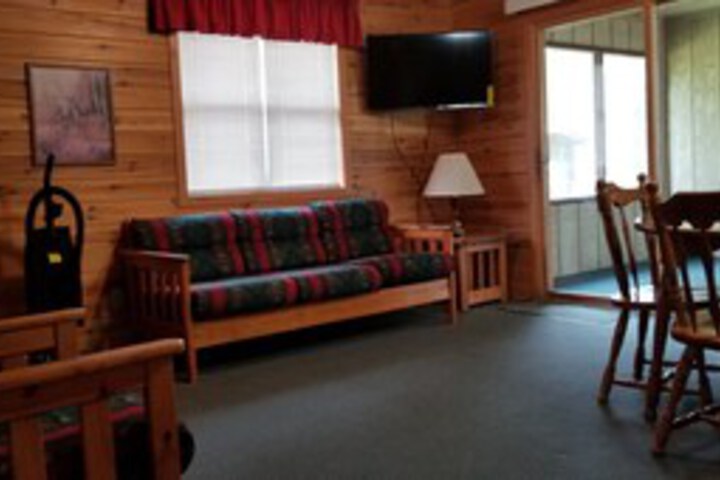 Room 40 of 154