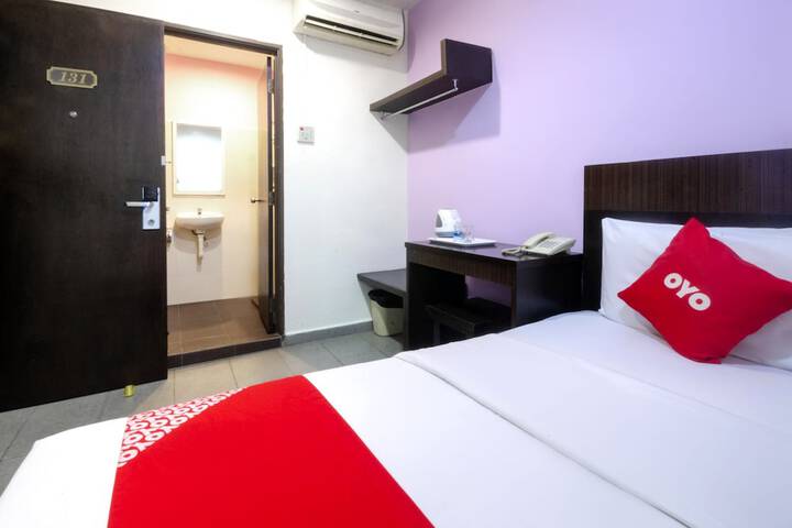 Room 8 of 25