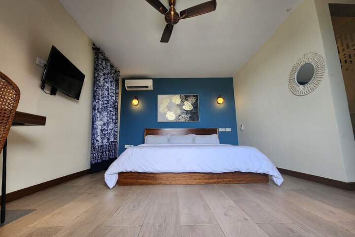 Room 8 of 22