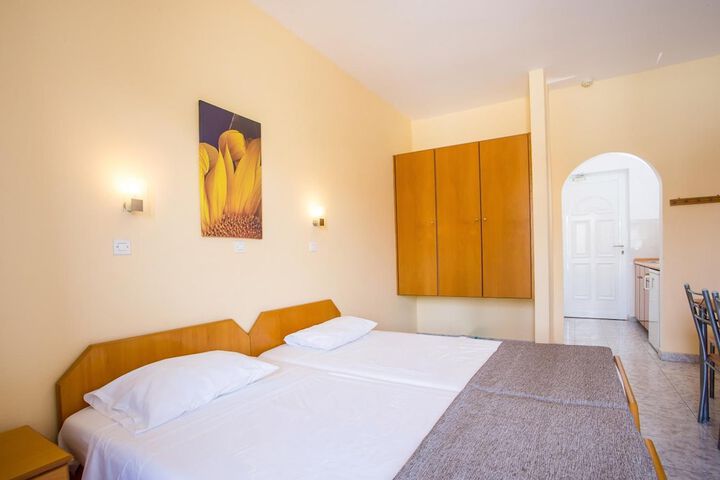 Room 20 of 56