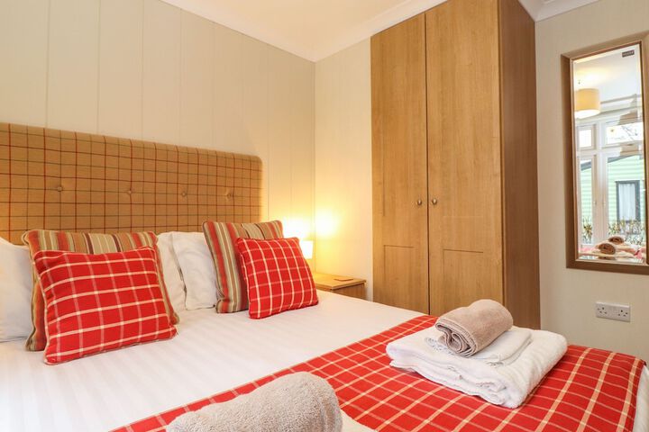 Room 3 of 39