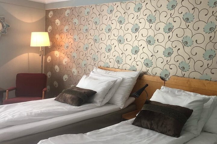 Room 10 of 86