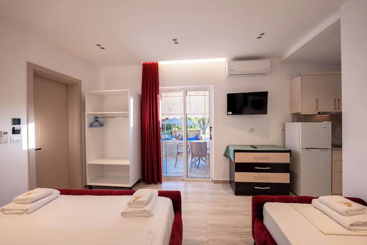 Room 40 of 81