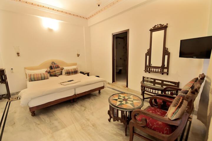 Room 31 of 59