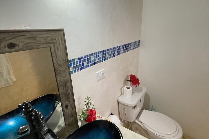 Room 19 of 33
