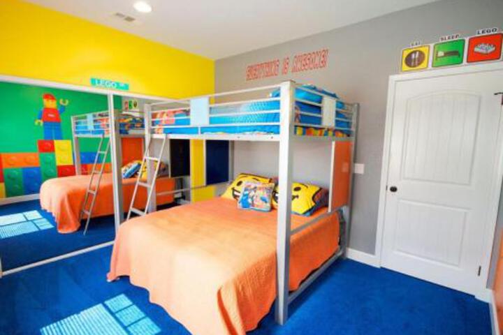 Image of Mickeys Beach 6 Br Home