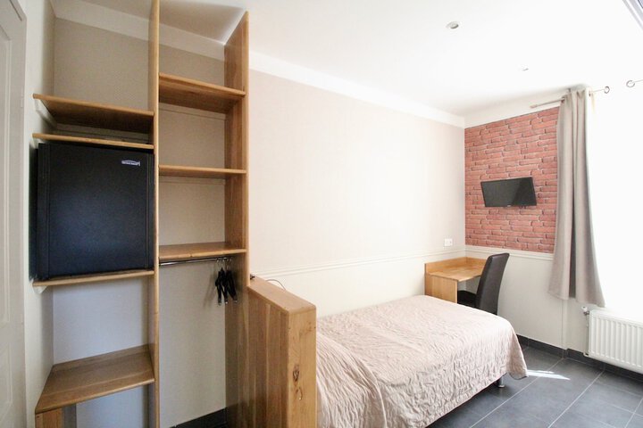 Room 49 of 71