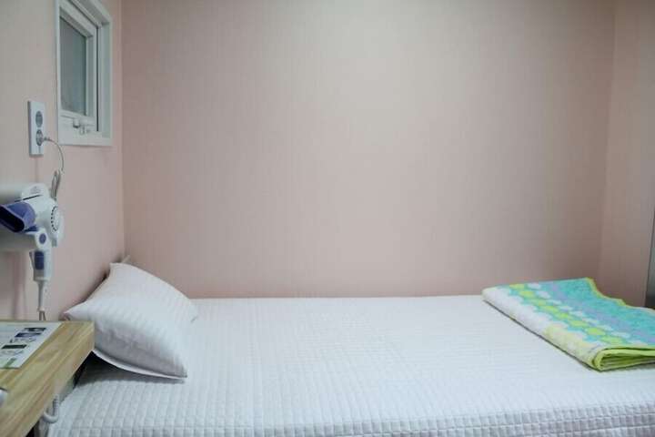 Room 19 of 55