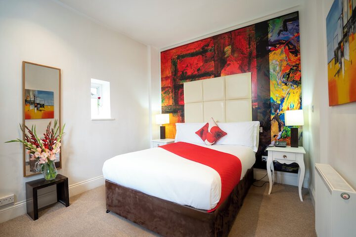 Room 20 of 48