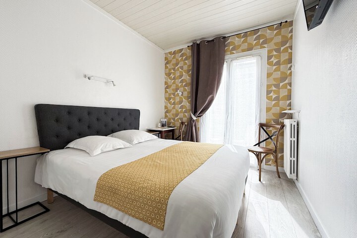 Room 12 of 41