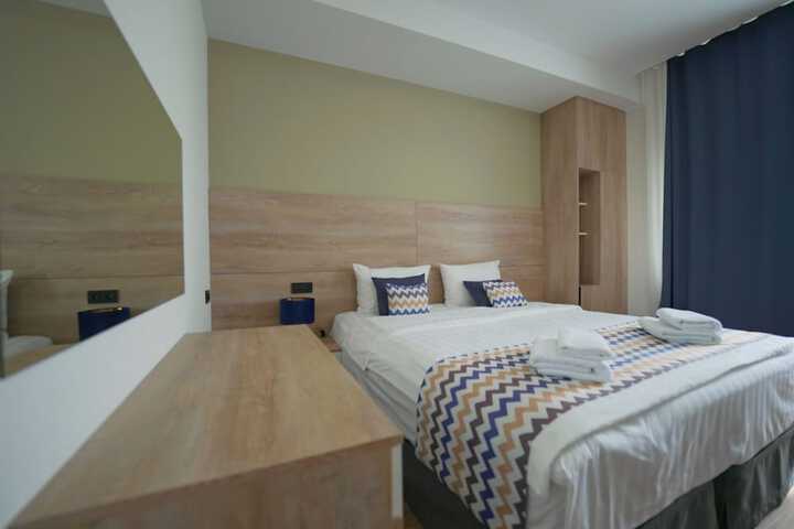 Room 43 of 69