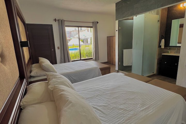 Room 9 of 64