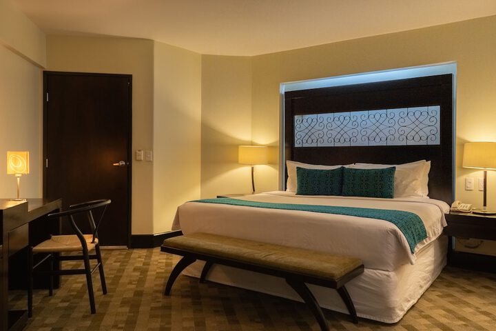 Room 26 of 121