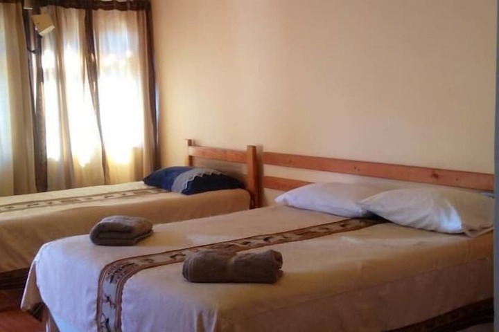 Room 4 of 13