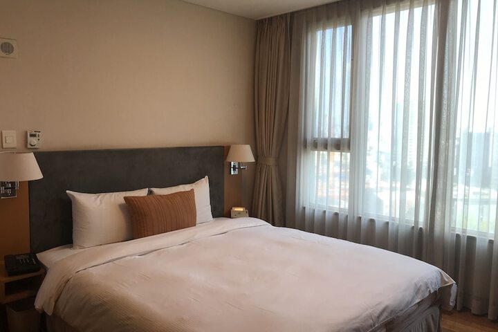 Room 15 of 47