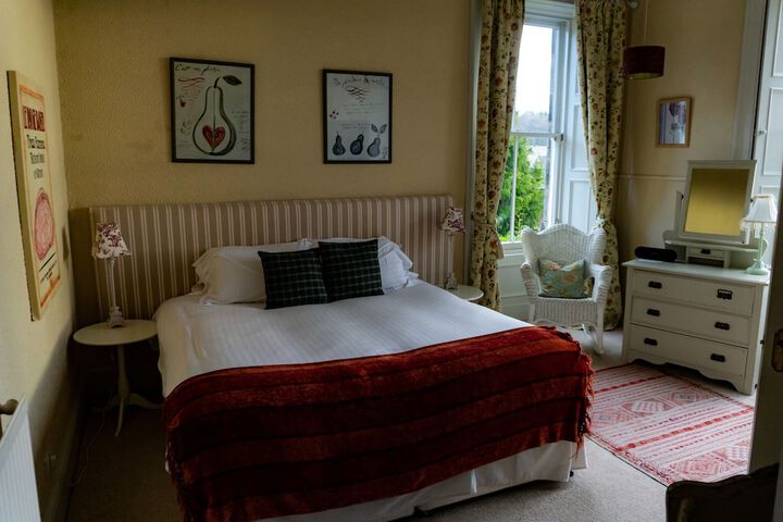 Room 4 of 58