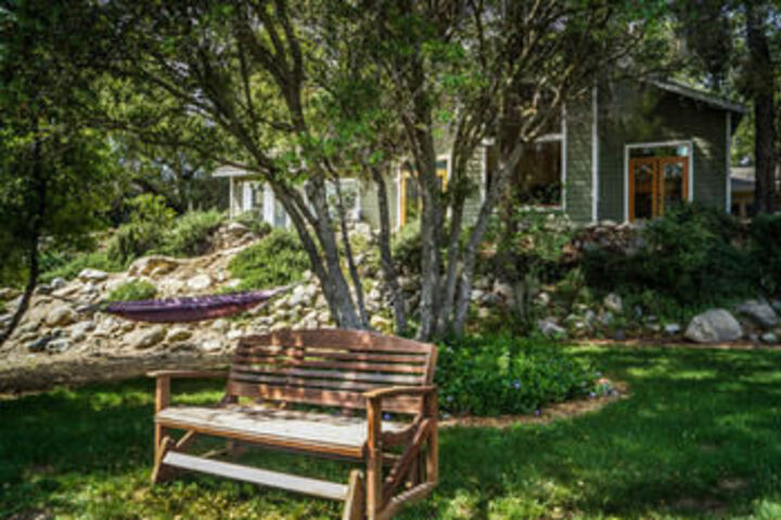 Hotel Exterior 18 of 38