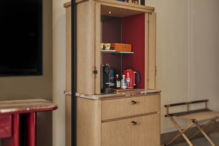 Room 15 of 75