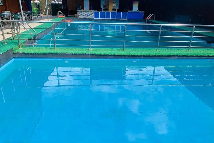 Pool 23 of 26