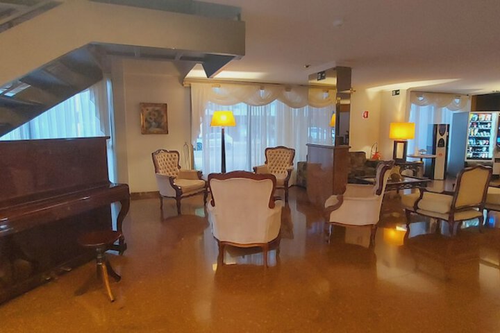 Hotel Interior 5 of 80