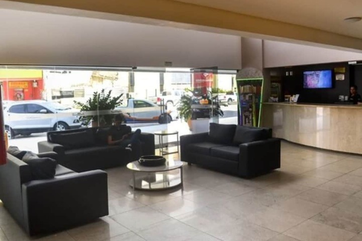 Entrance & Lobby