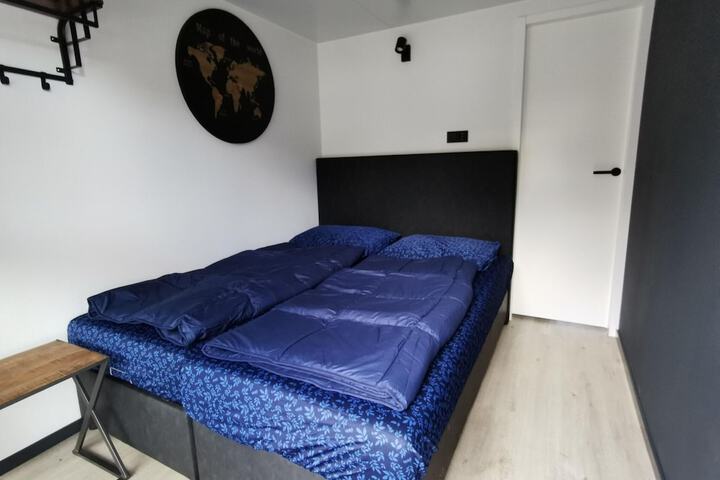 Room 3 of 24