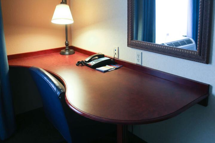 Room 5 of 44