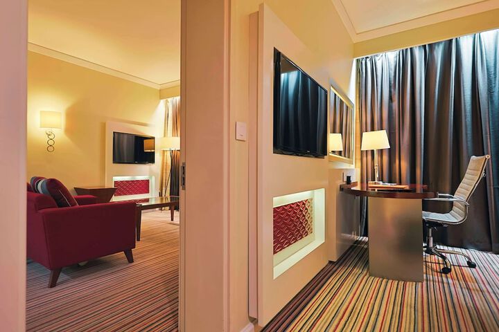Room 31 of 108