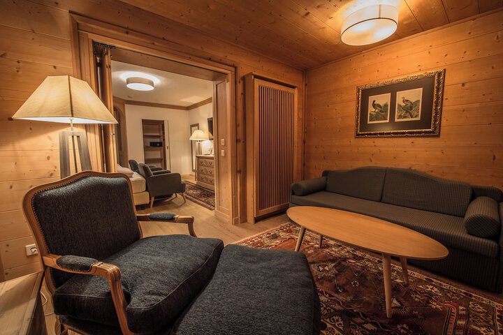 Room 27 of 111