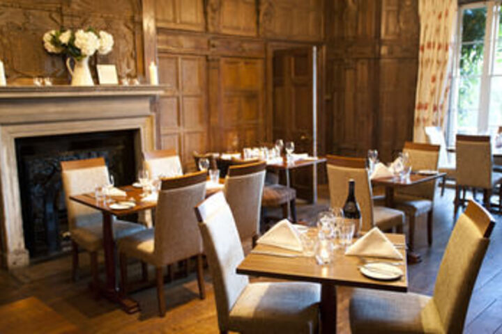 Dining 69 of 71