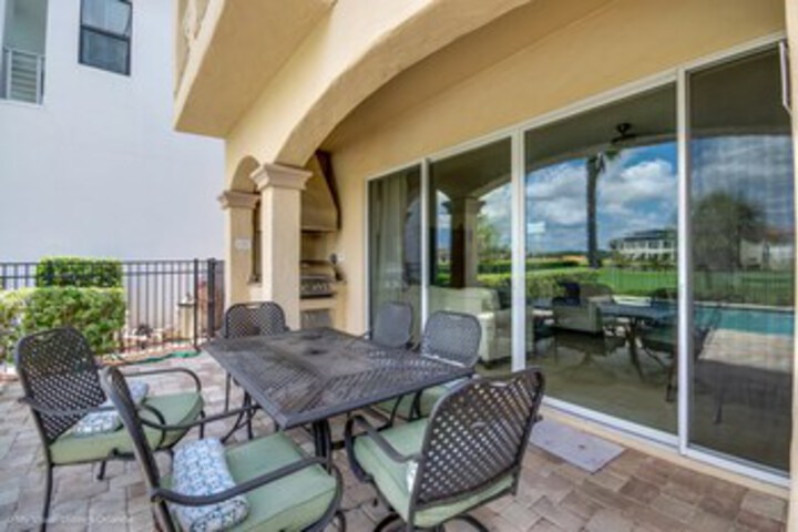 Terrace/Patio 5 of 126