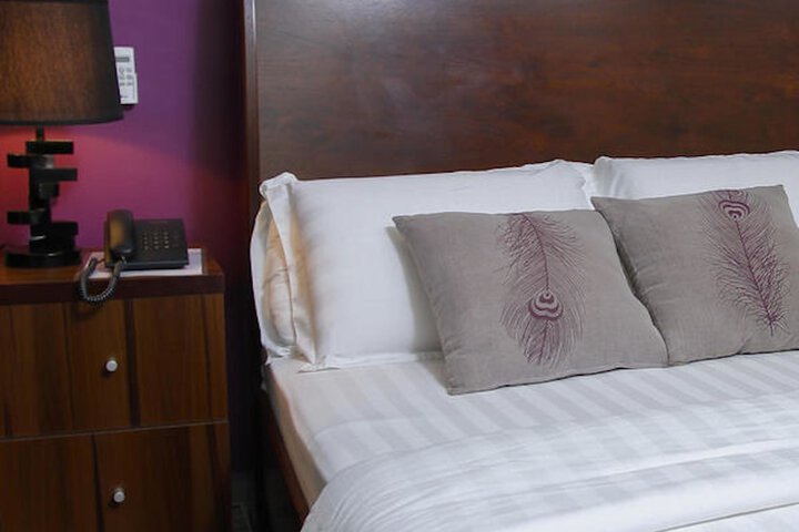 Room 8 of 29