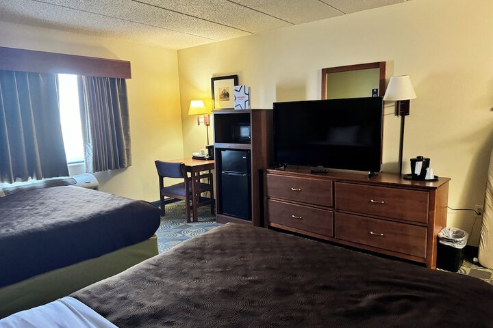 1 King Bed (36 of 43)