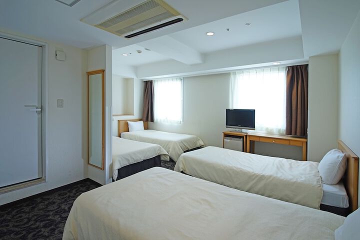 Room 7 of 40