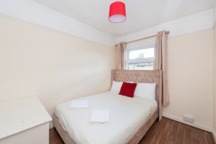 Room 21 of 25