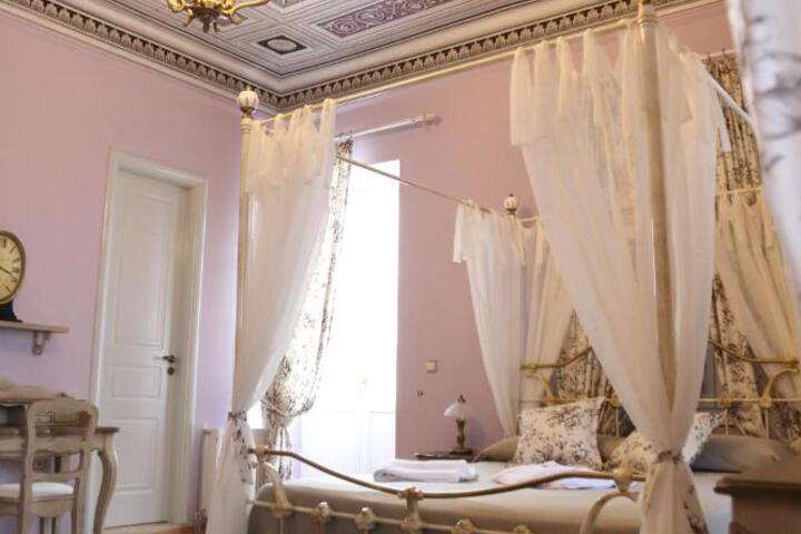 Nostos Hotel