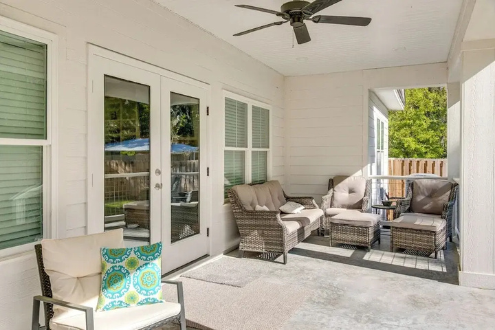 Terrace/Patio 6 of 14