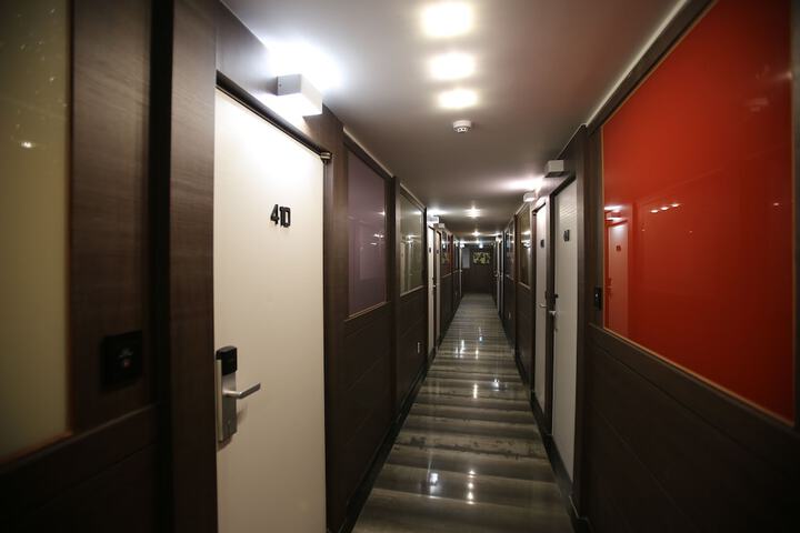 Ballroom/Hall 46 of 51