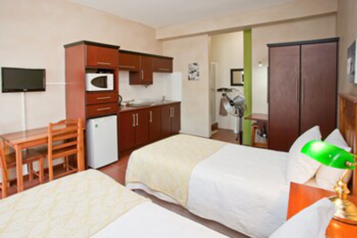 Room 43 of 150