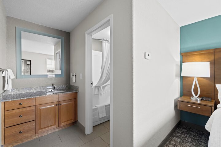 Room 21 of 57