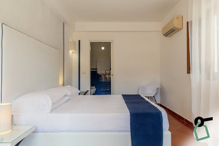 Room 17 of 56