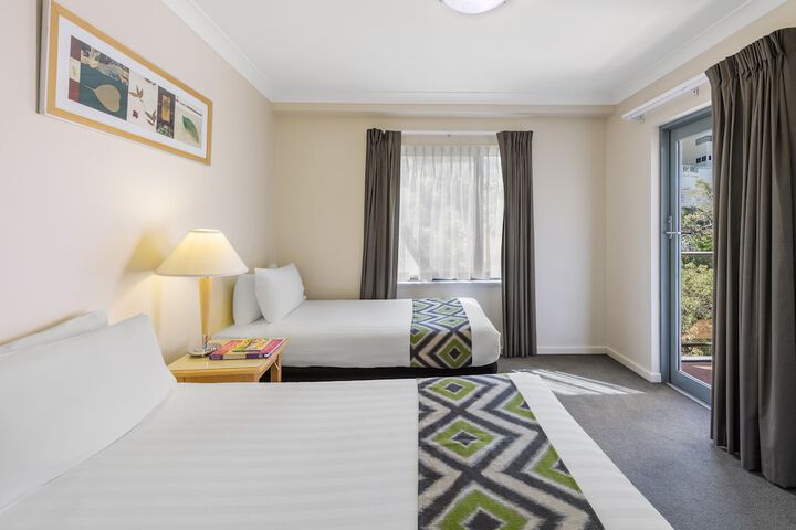Room 5 of 29