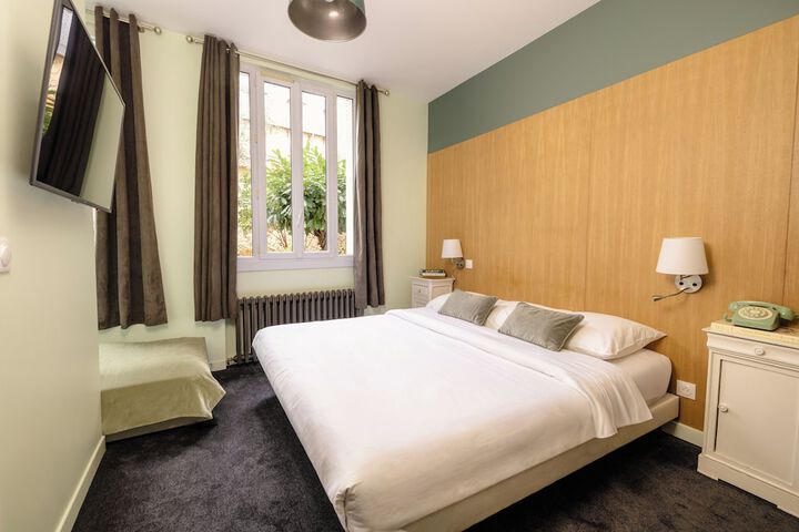 Room 29 of 70