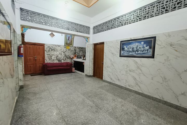 Room 2 of 26