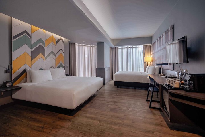 Room 12 of 39