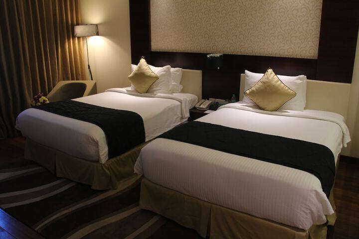 Room 14 of 57