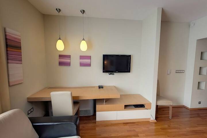 Room 30 of 98