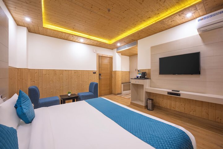 Room 8 of 29